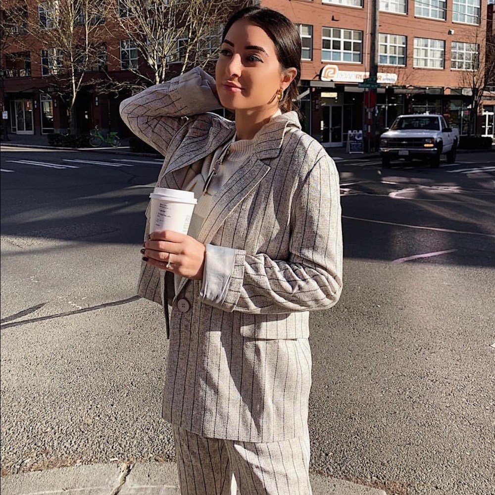 Suit set